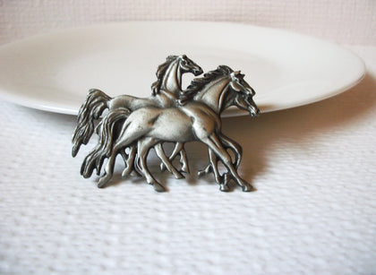 Vintage Horse Brooch, Unmarked Pewter Mustangs Horses FORT Stamped Pin 71218