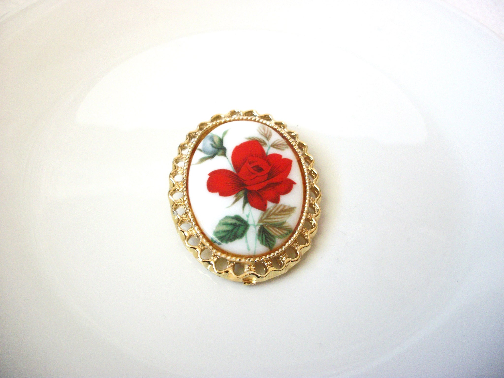 Hand Painted Red Rose Stone Gold Tone Metal Pin Pendant Enhancer 72518