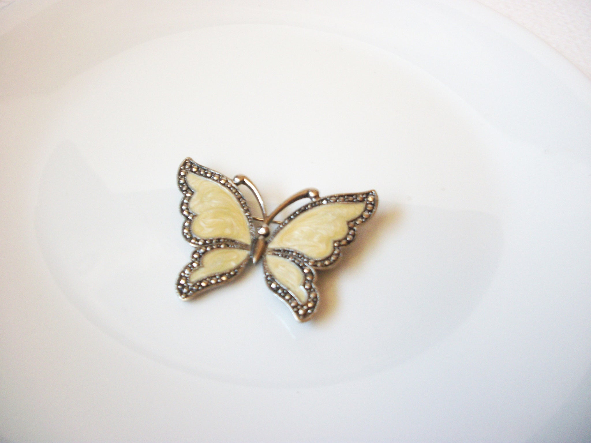 Vintage Brooch, Silver Tone Enameled Glass Top Butterfly Pin 72518