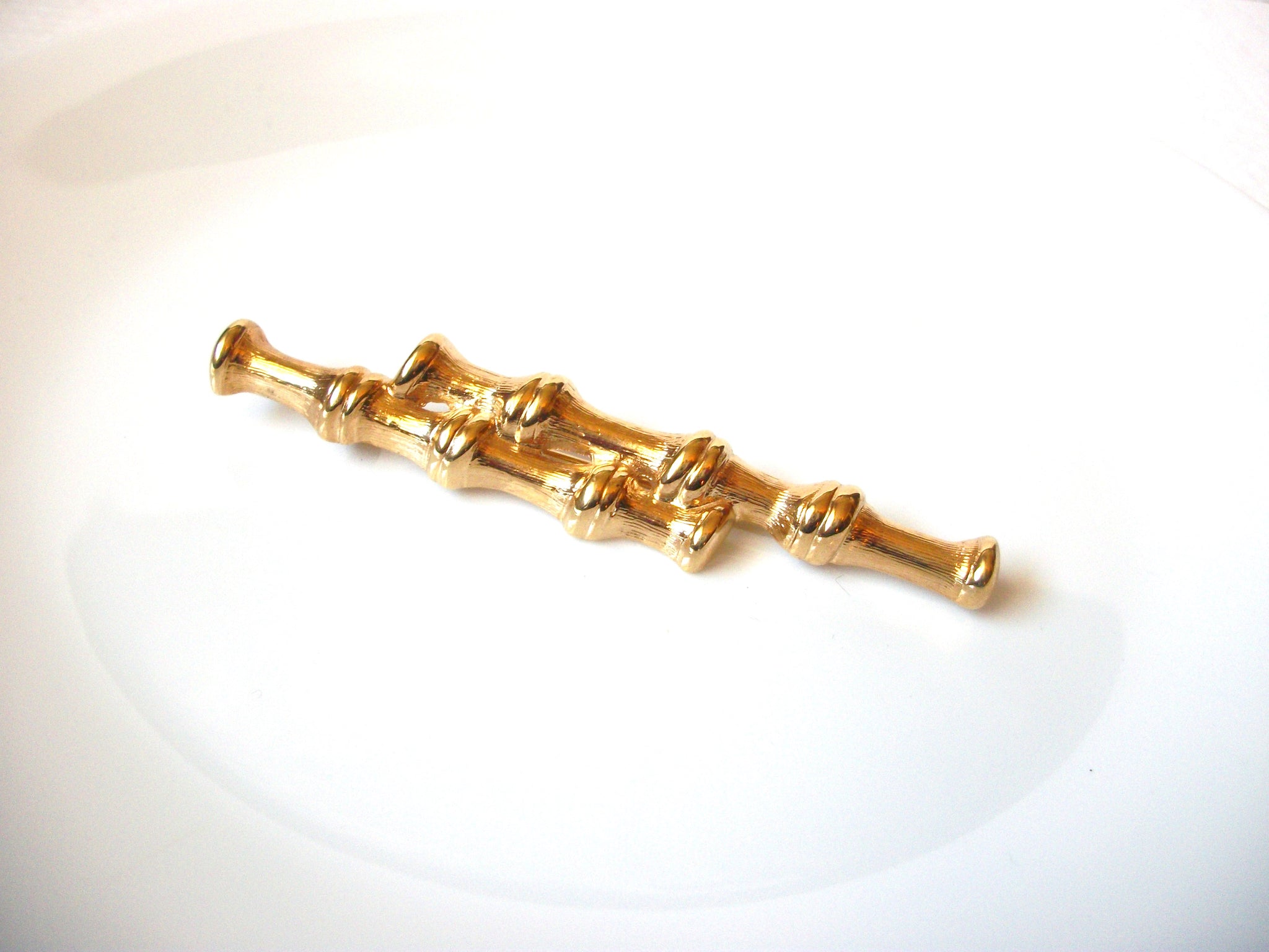 Vintage Gift Worthy MONET Bamboo Image Gold Tone Metal Pin 72518