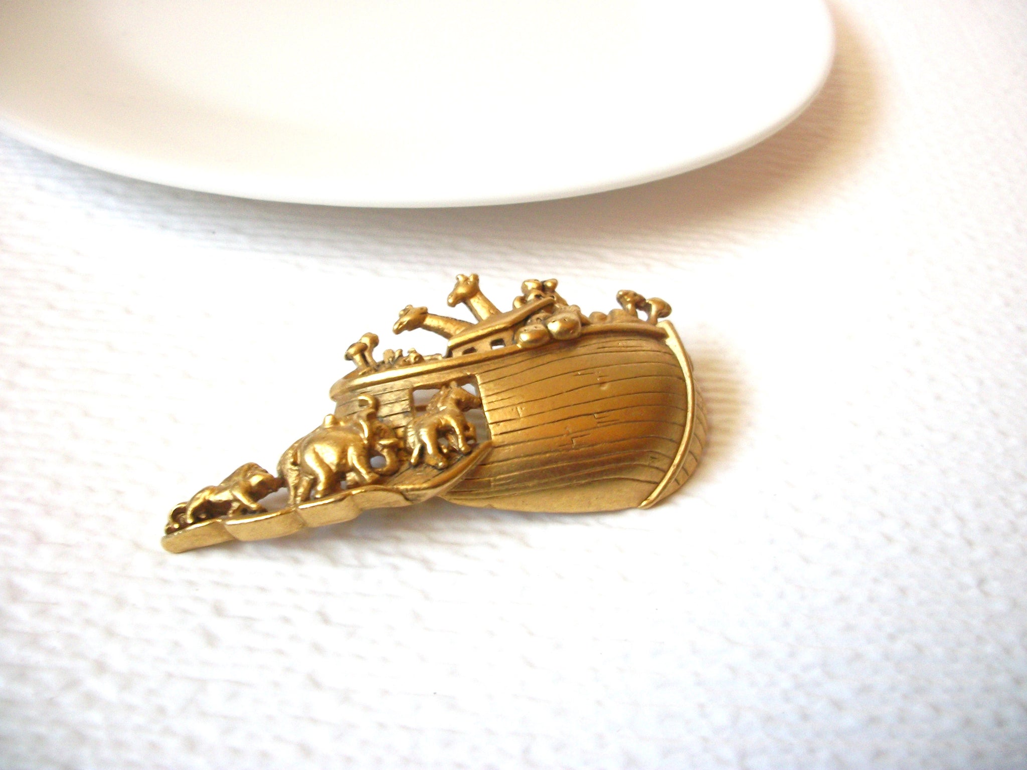 AJC Vintage Noah Ark Brooch Pin 72518