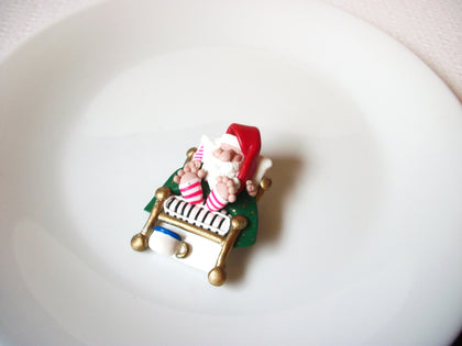 Vintage Hand Painted Santa Christmas Brooch Pin 102220