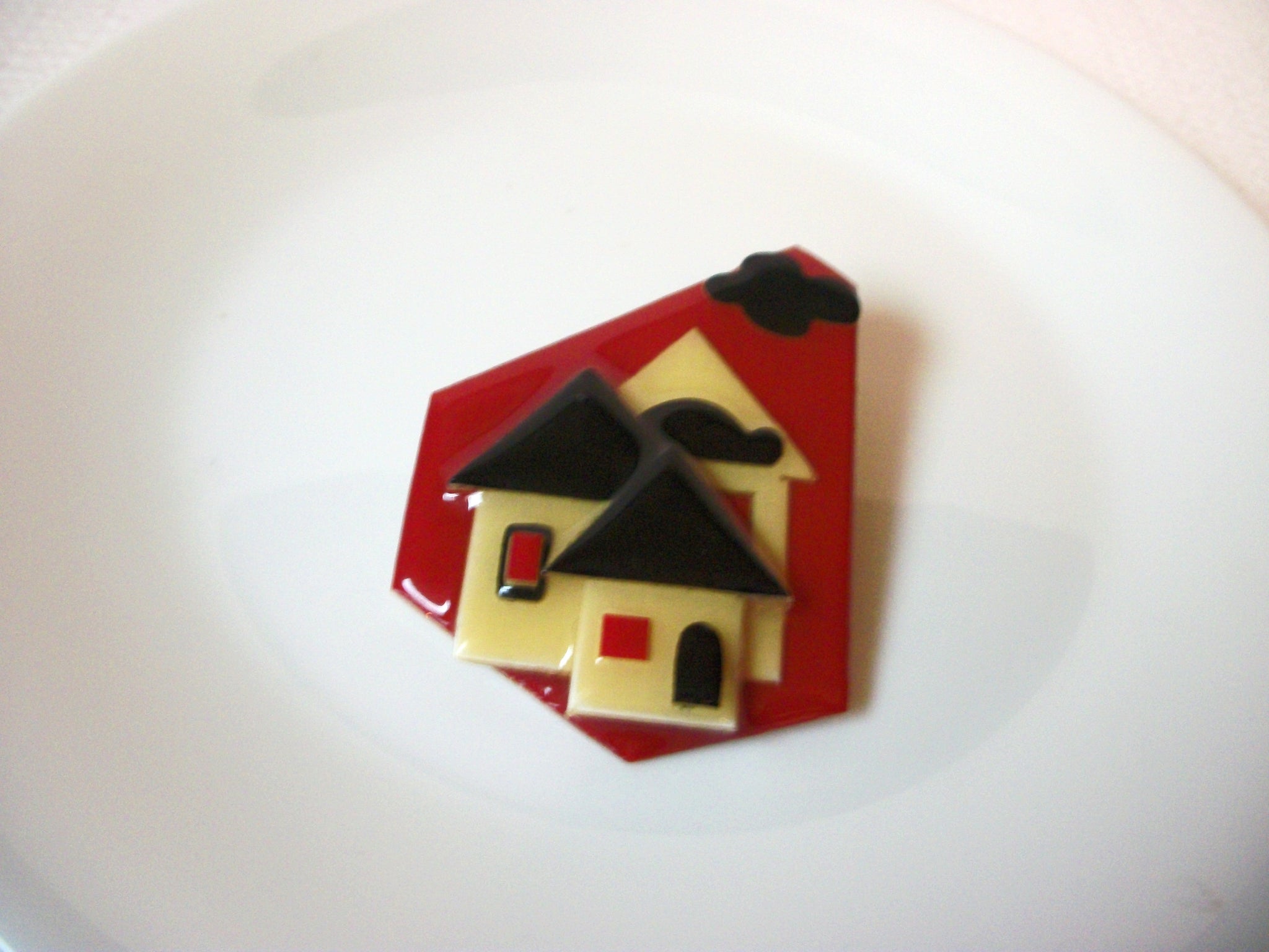 Lucinda Vintage House Pins, Love Is In The Air Village Lucinda House Pins 102320