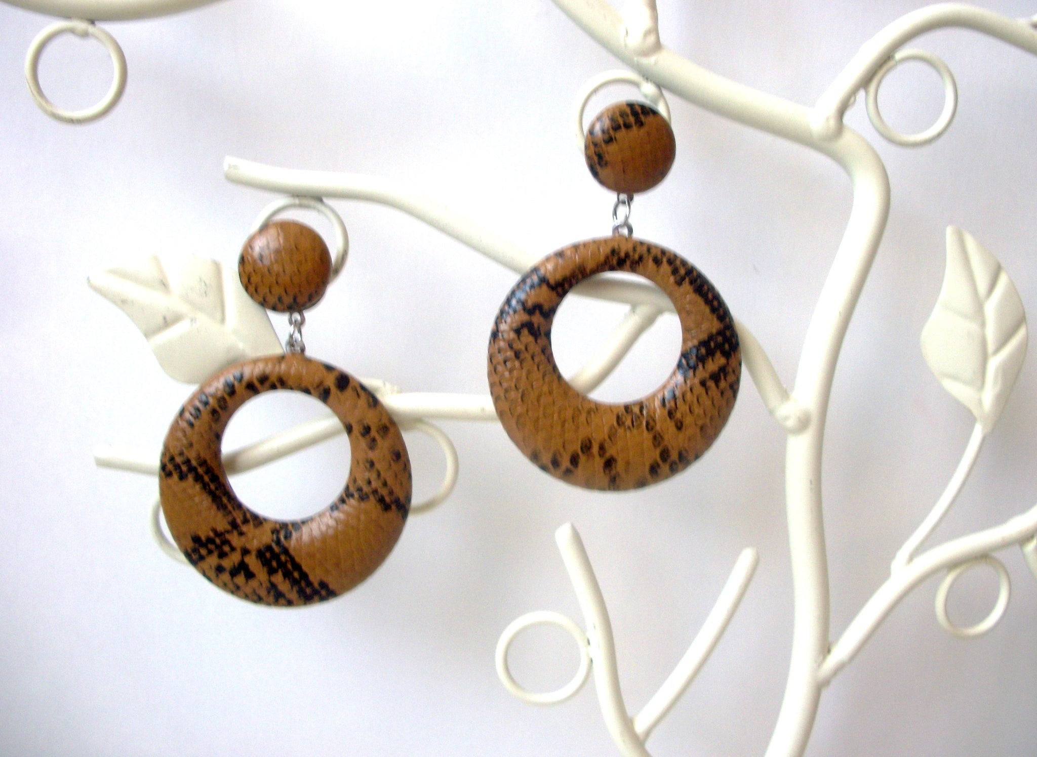 Vintage PU Leather Caramel Brown Python Snake Hoop Earrings 61416