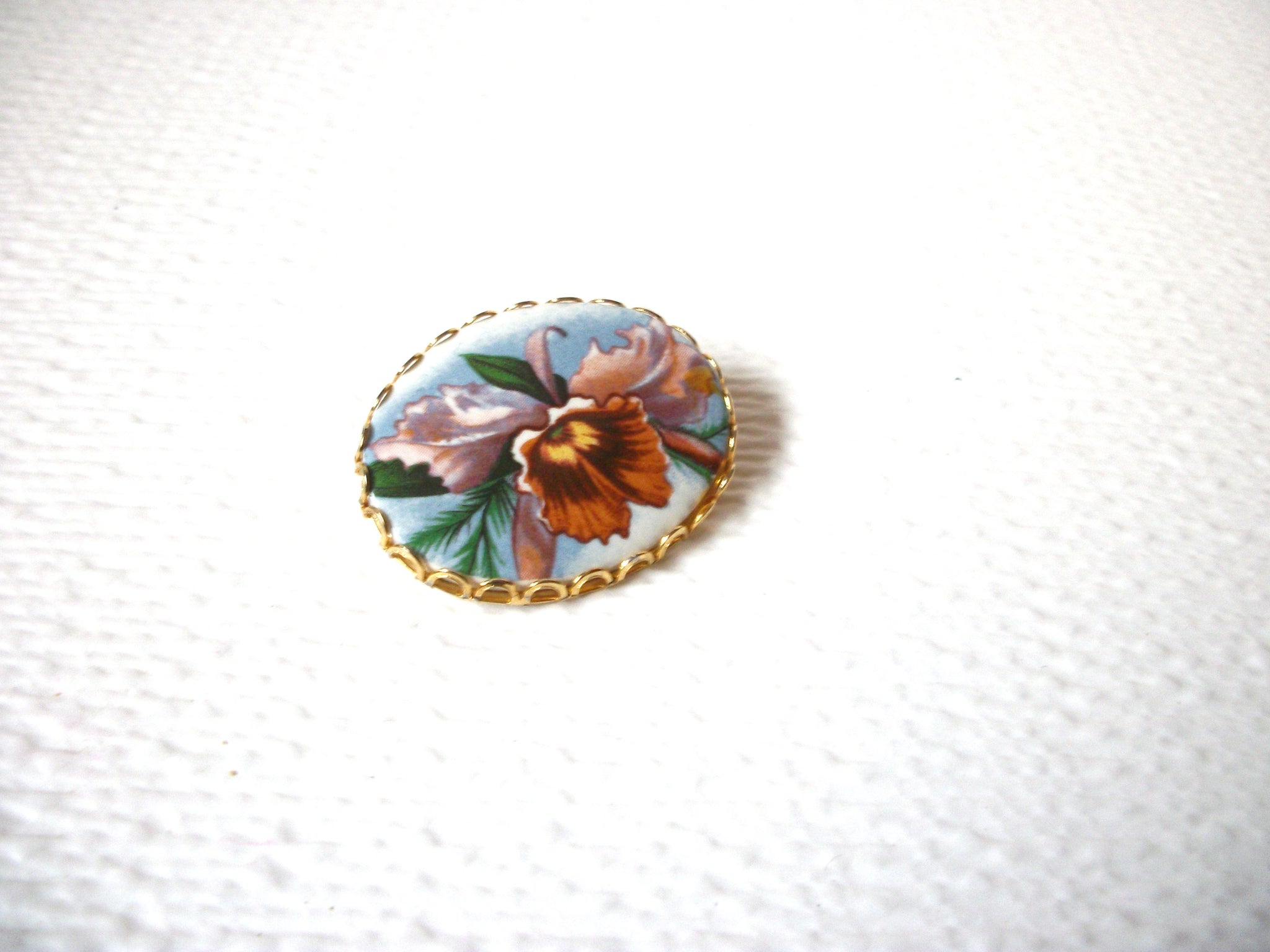 Vintage Hand Painted Glass Iris Flower Brooch Pin 102520