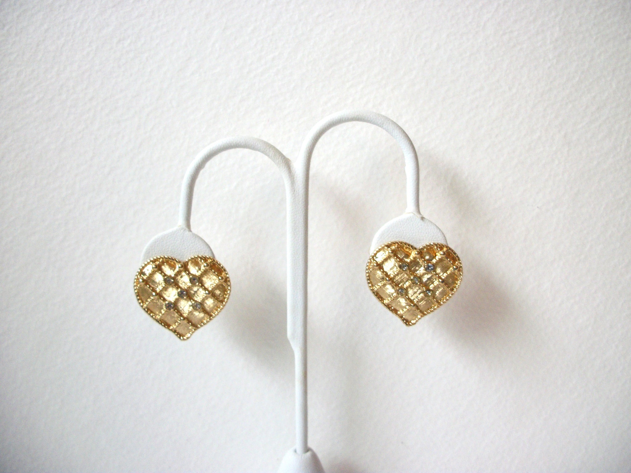 Vintage Gold Toned Rhinestone Heart Earrings 102520