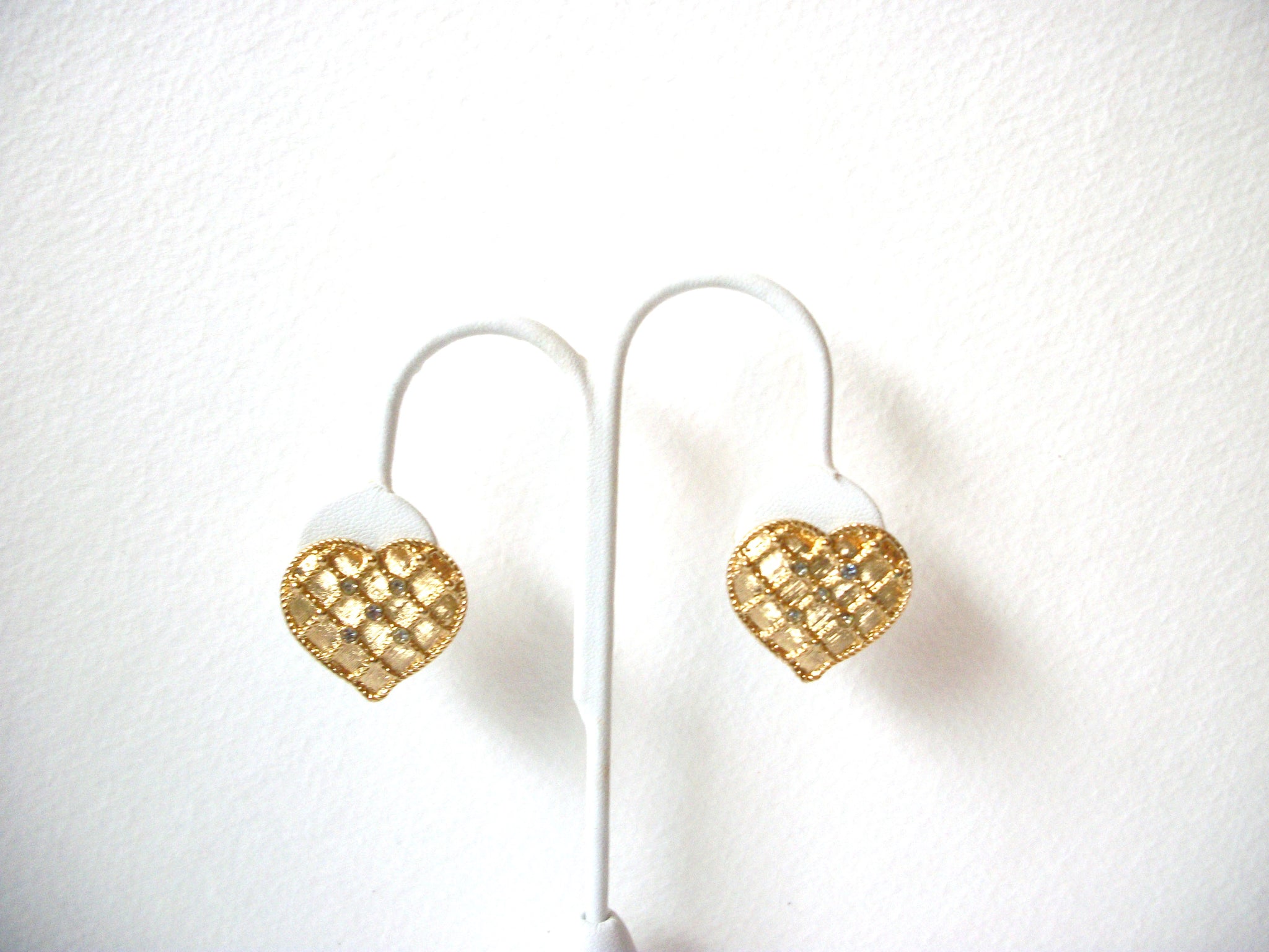 Vintage Gold Toned Rhinestone Heart Earrings 102520
