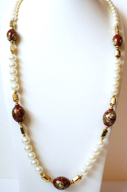 Romantic Vintage Faux Pearl Floral Necklace 102620
