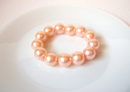 Vintage Peachy Orange Faux Pearl Bracelet 102720