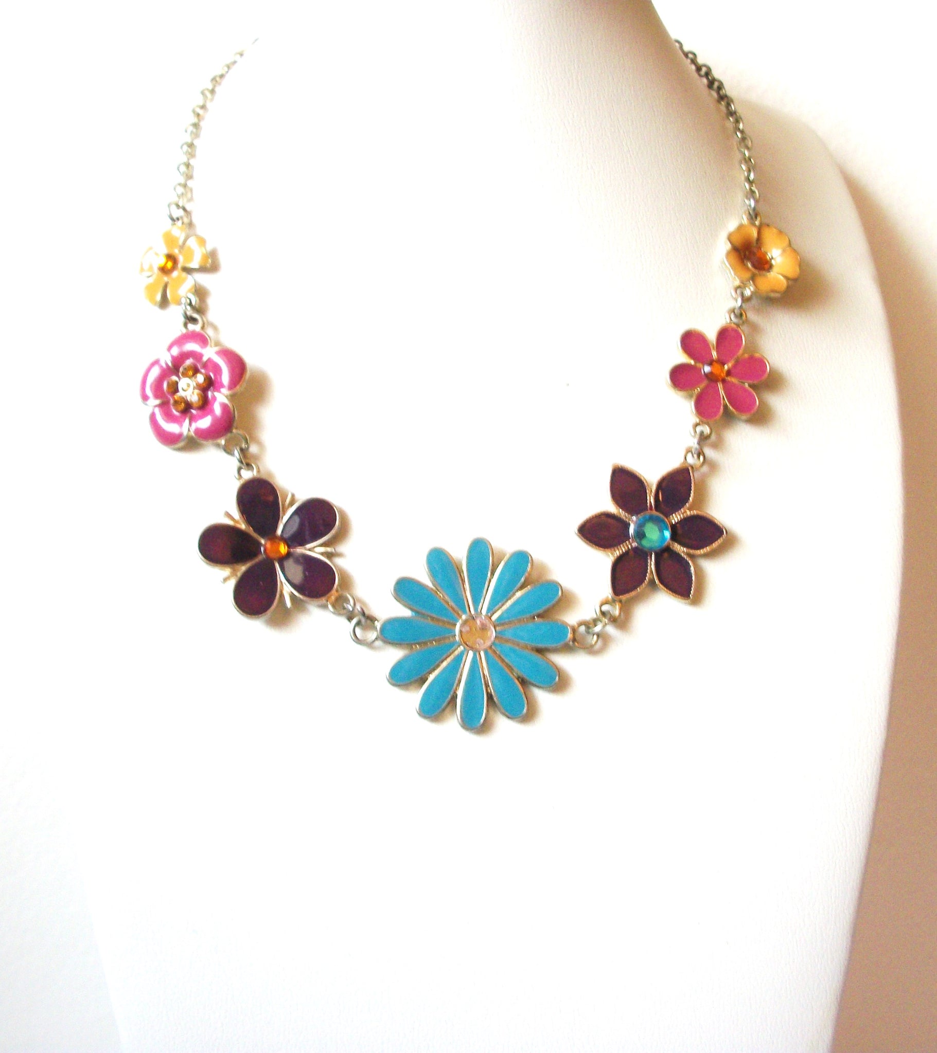 Retro Flower Necklace 102820