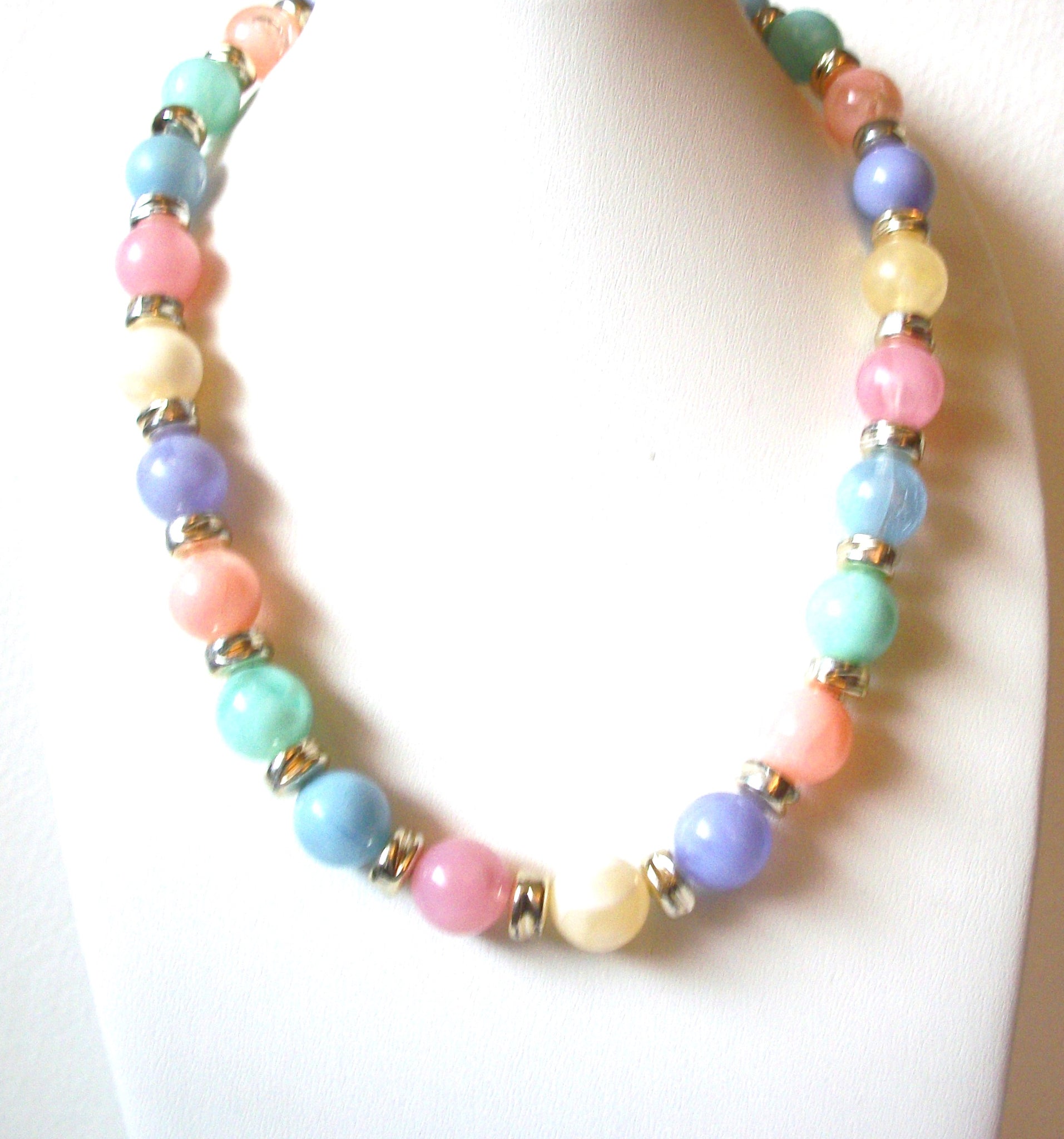 Vintage Pastel Lucite Necklace 110220