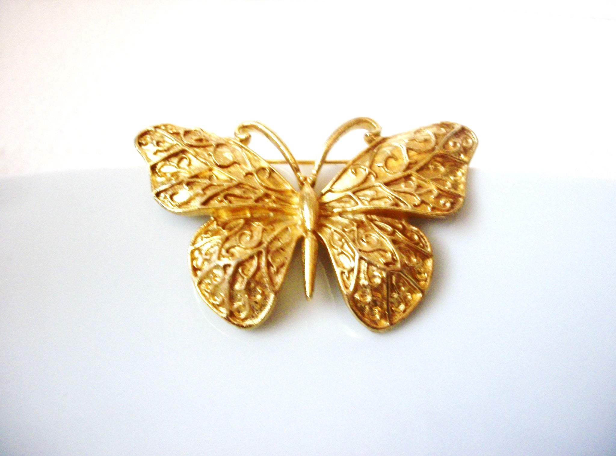 Art Deco Gold Toned Butterfly Pin Brooch 112916