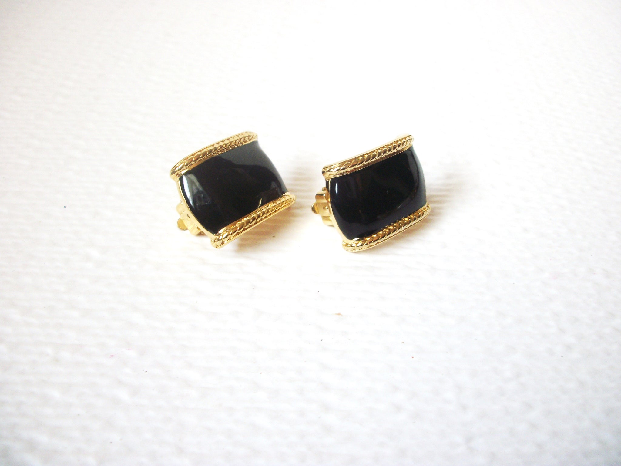 Vintage 1950 Gold Black Earrings 110320