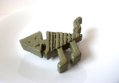 Vintage Primitive Animal Art Brooch Pin 110320