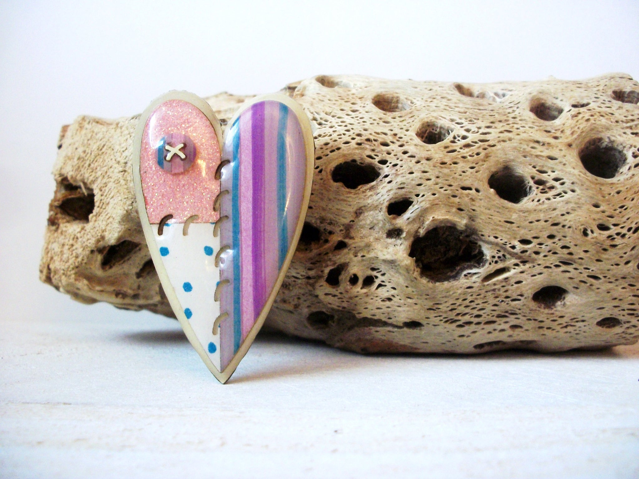 Lucinda Heart Pins, Designs By Lucinda Brooch, Lucinda Pins 113016