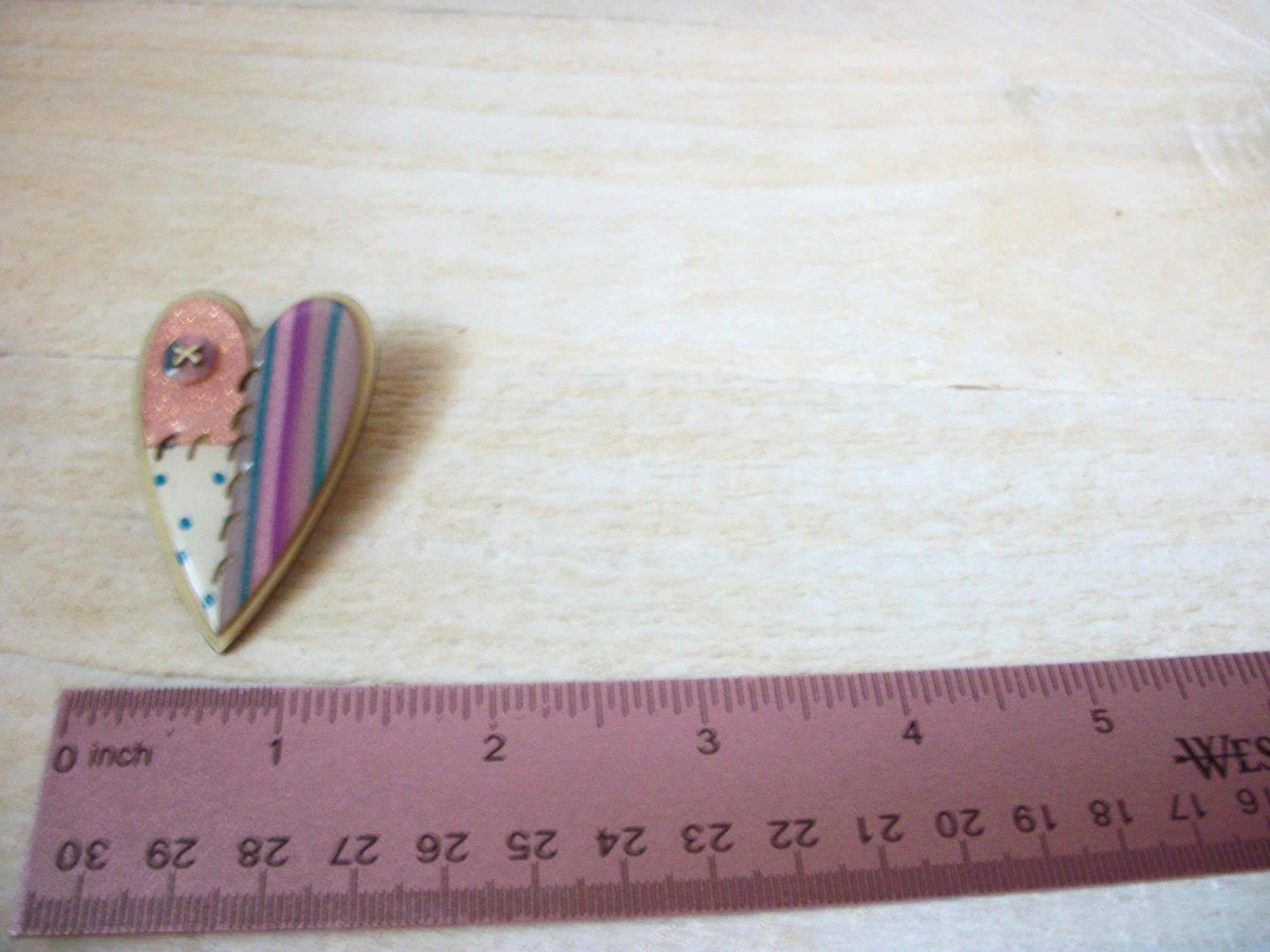 Lucinda Heart Pins, Designs By Lucinda Brooch, Lucinda Pins 113016