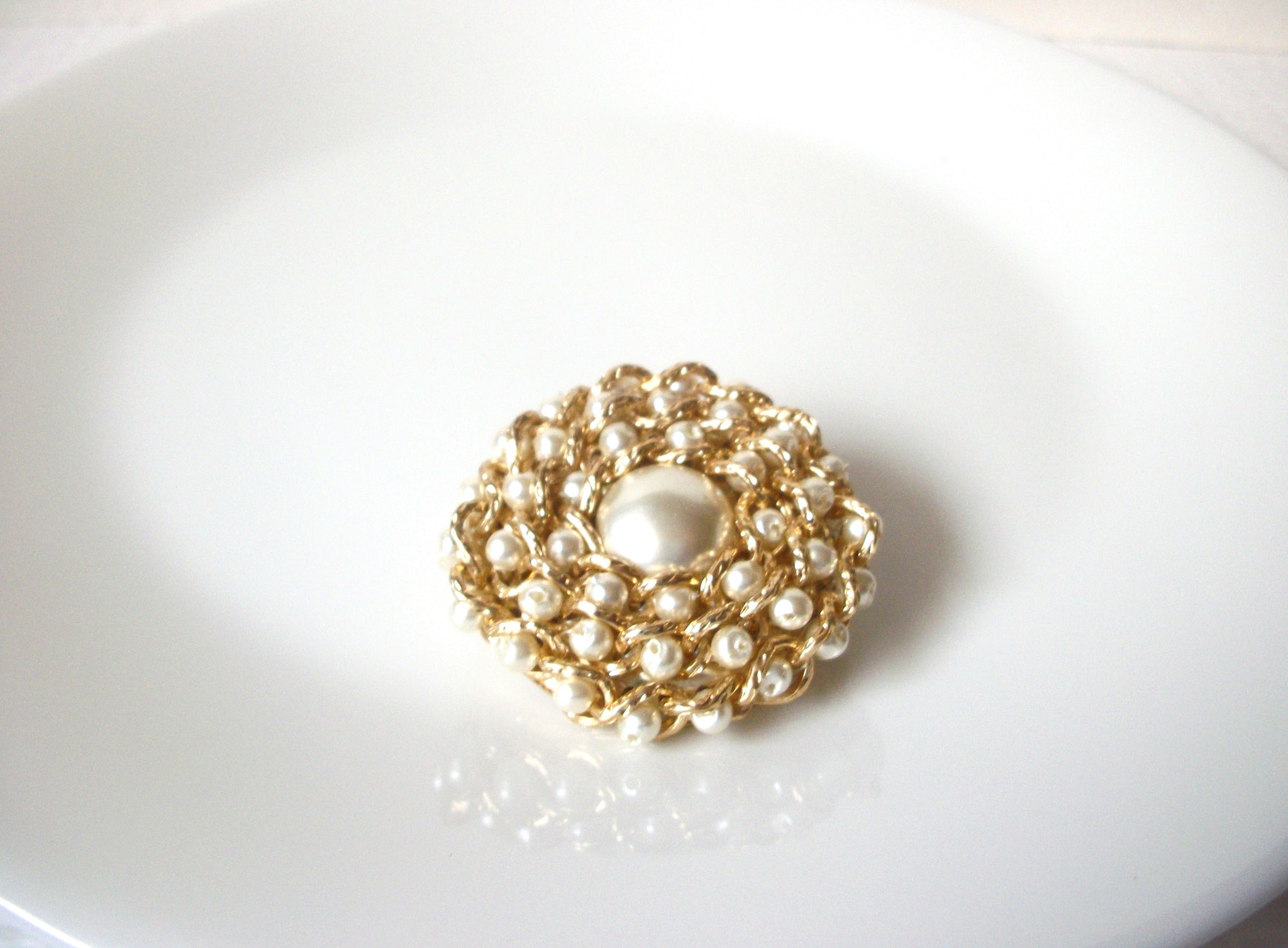 Vintage 1950 Faux Pearl Brooch Pin 110520