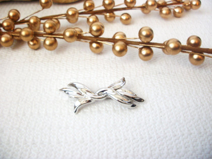 Vintage MONET Bow Tie Pin Brooch 72116A