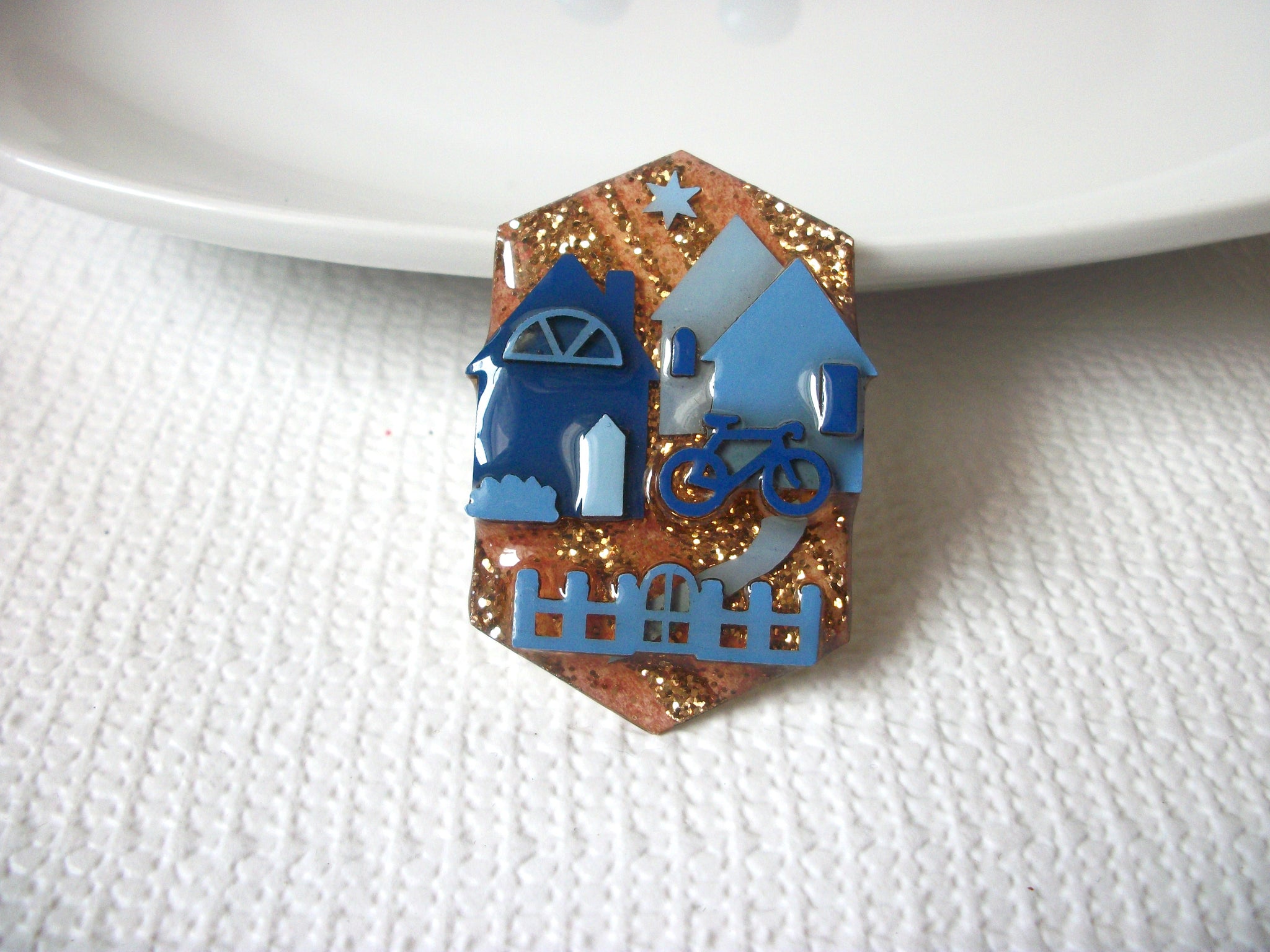 Lucinda House Pins, Glitter Blue Fence Happy Home Pins 72116D