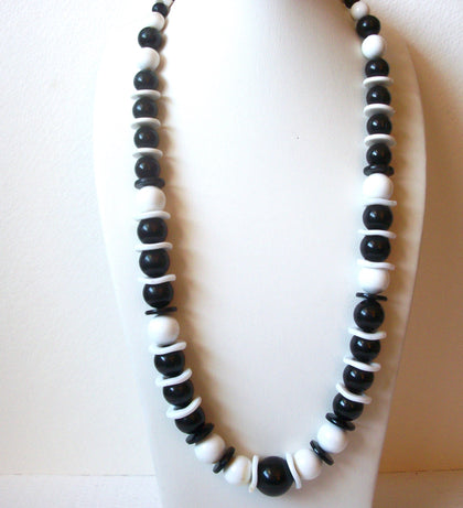 Retro Black White Necklace 111020