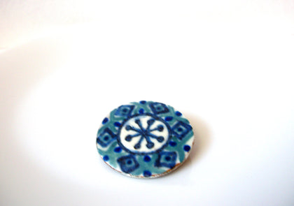 Vintage Fire Polished Brooch Pin 111020