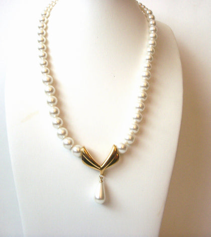 NAPIER Glass Pearl Necklace 82117