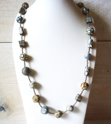Retro Wood Micro Glass Necklace 42420