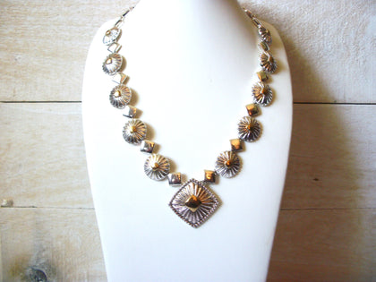 AVON Two Tone Necklace 42520