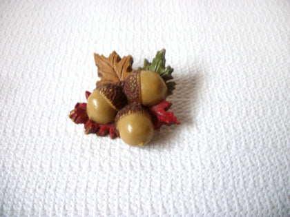 Vintage HALLMARK Stamped Thicker Acorn Brooch Pin 70616