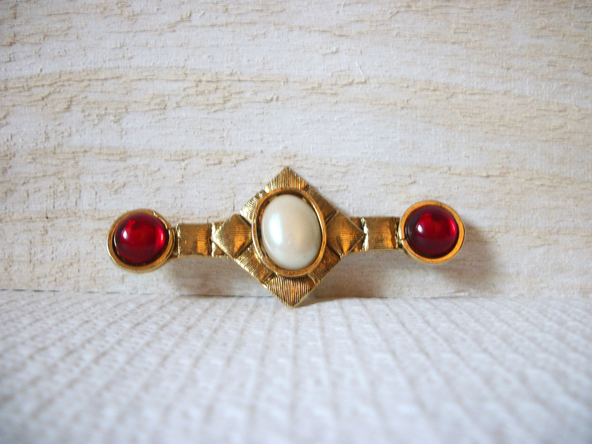 Victorian Inspired Glass Brooch 42720