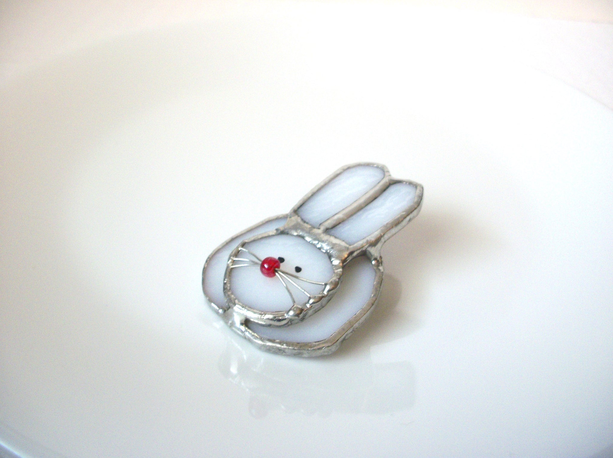 Vintage 1950s Frosted Glass Bunny Brooch Pin 111320