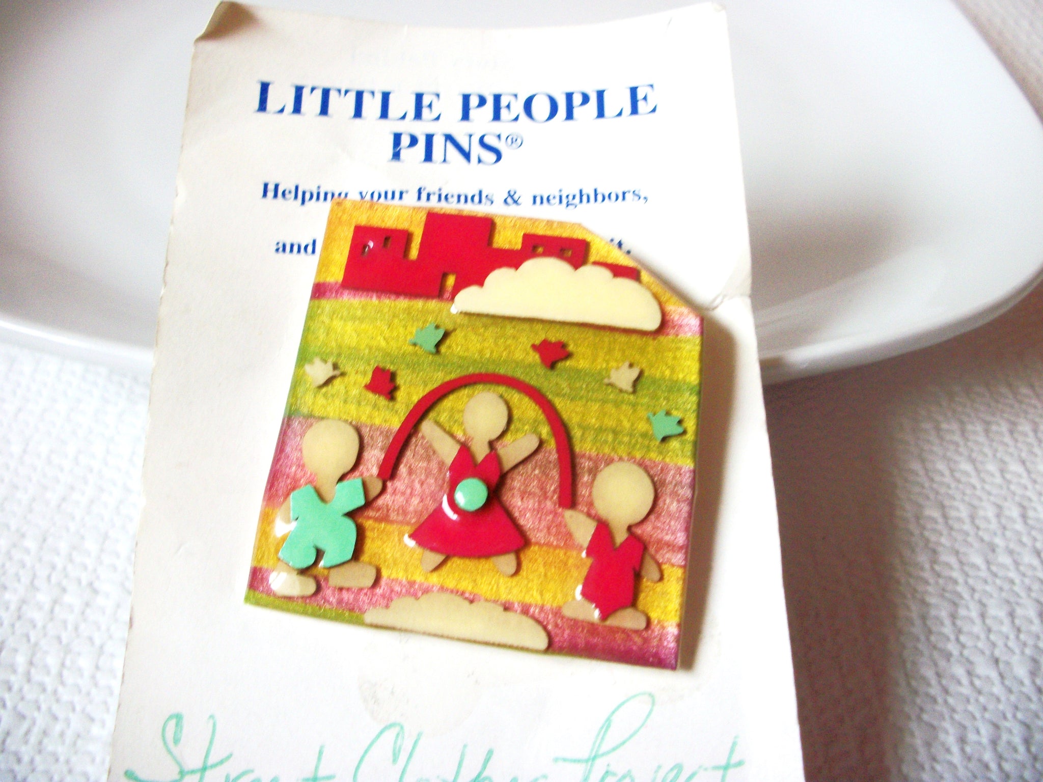 Lucinda Little People Pins 80217