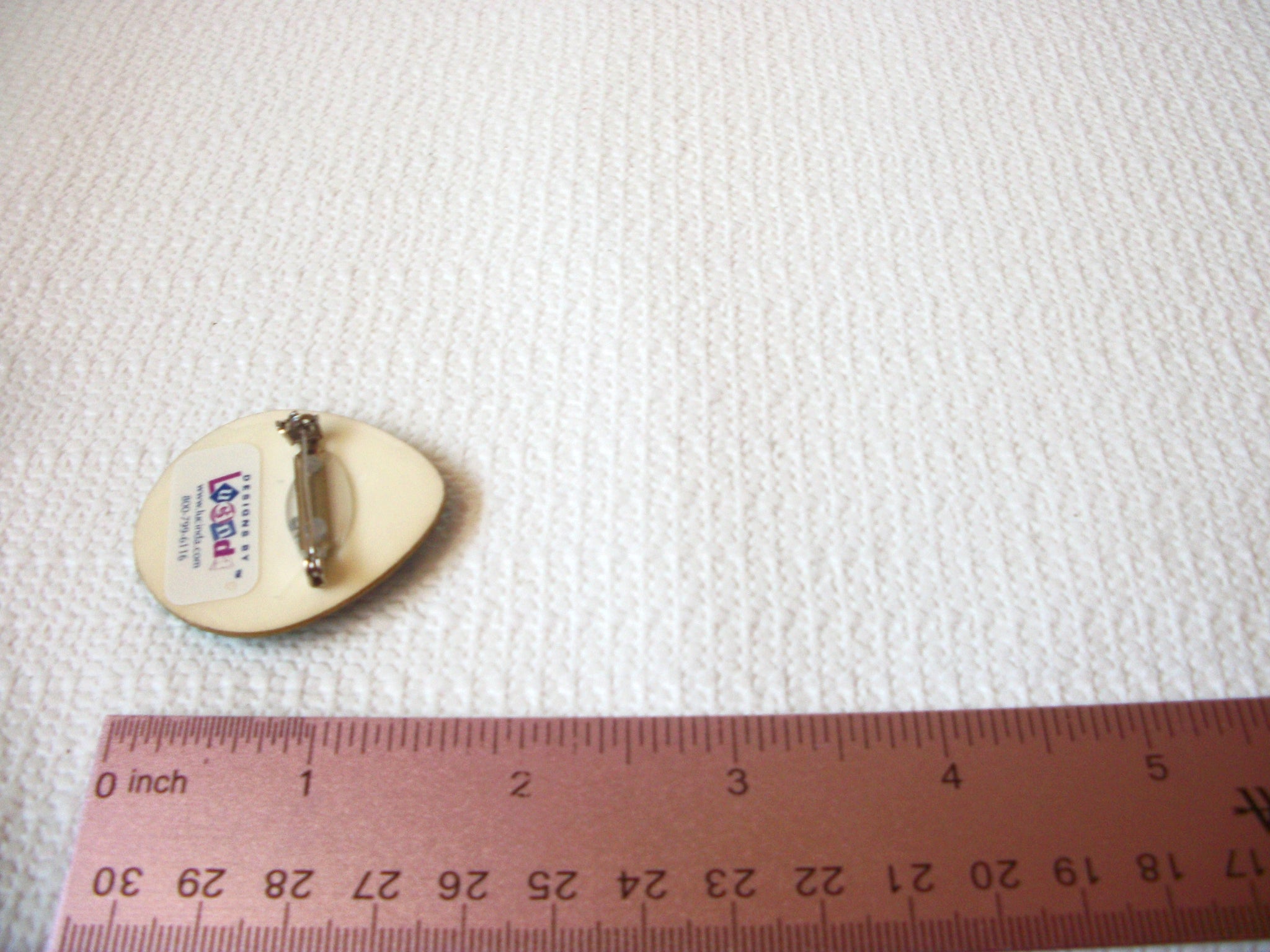 Rare LUCINDA Egg Pins 41517