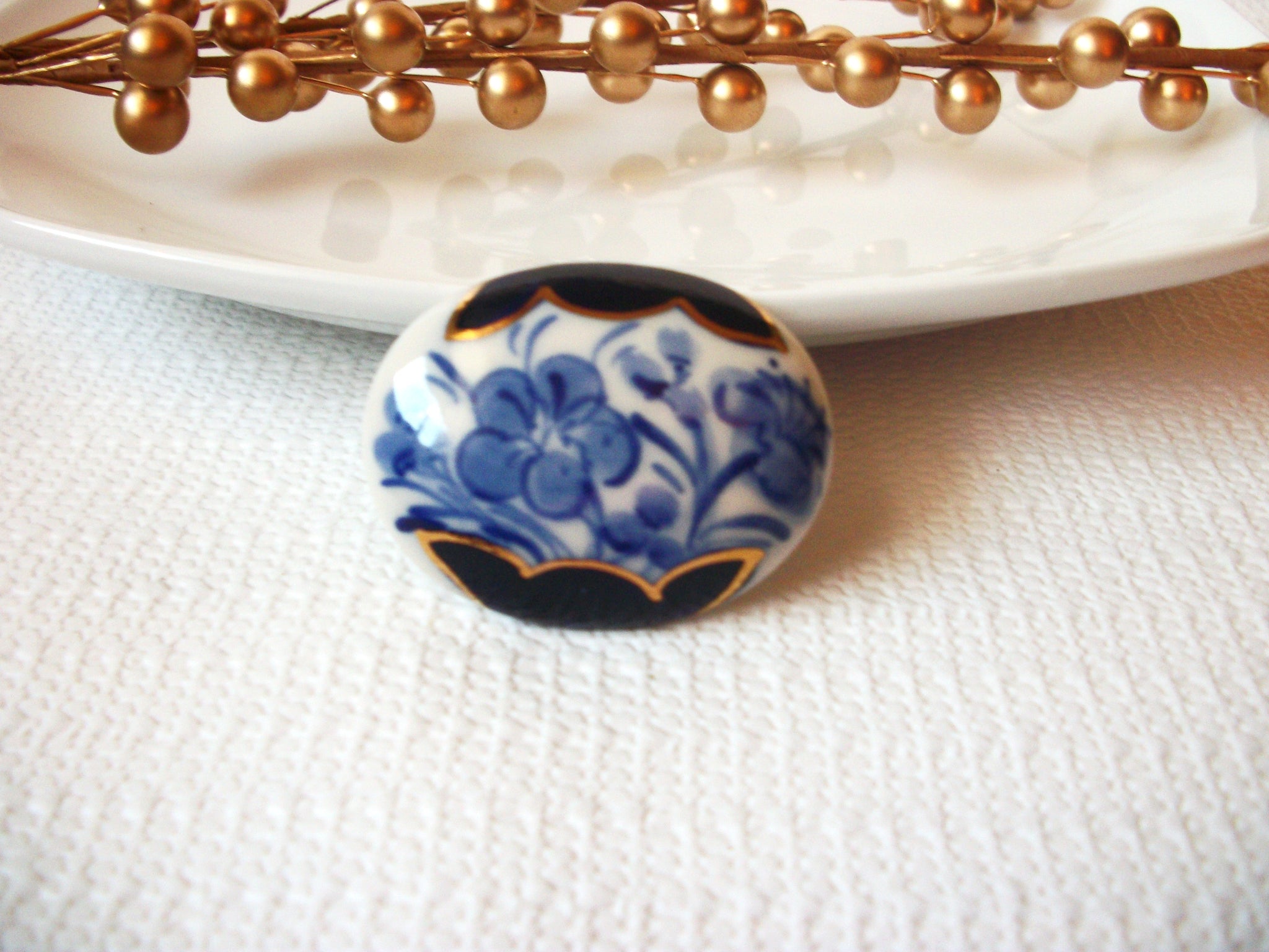 Norwegian Porcelain Floral Brooch 41517