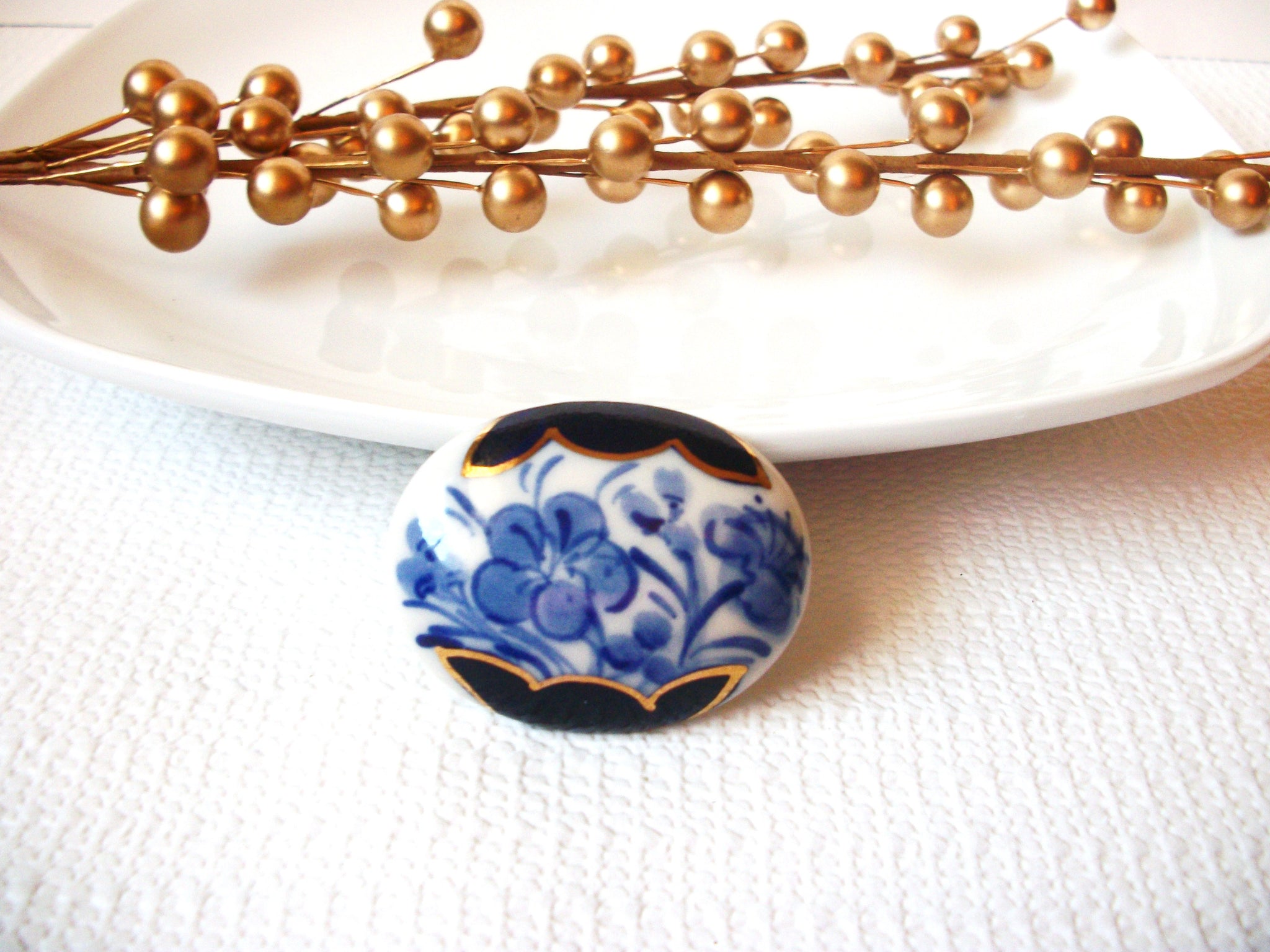 Norwegian Porcelain Floral Brooch 41517