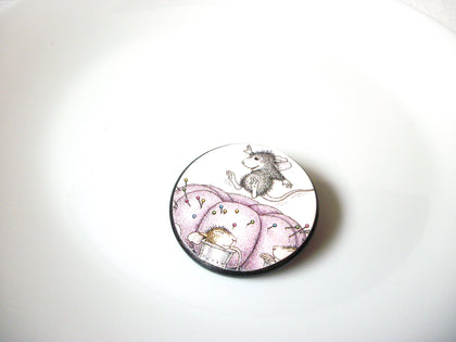 Vintage Wood Mouse Brooch Pin 111420
