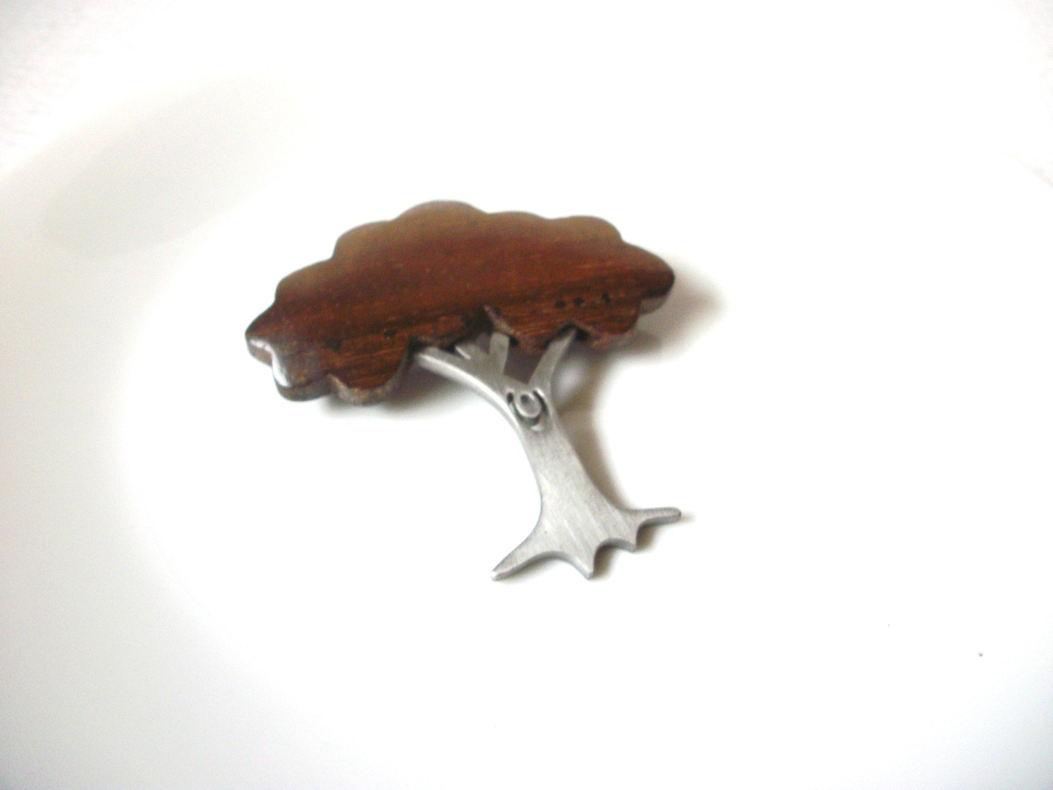 Vintage Tree Wood Brooch Pin 111420