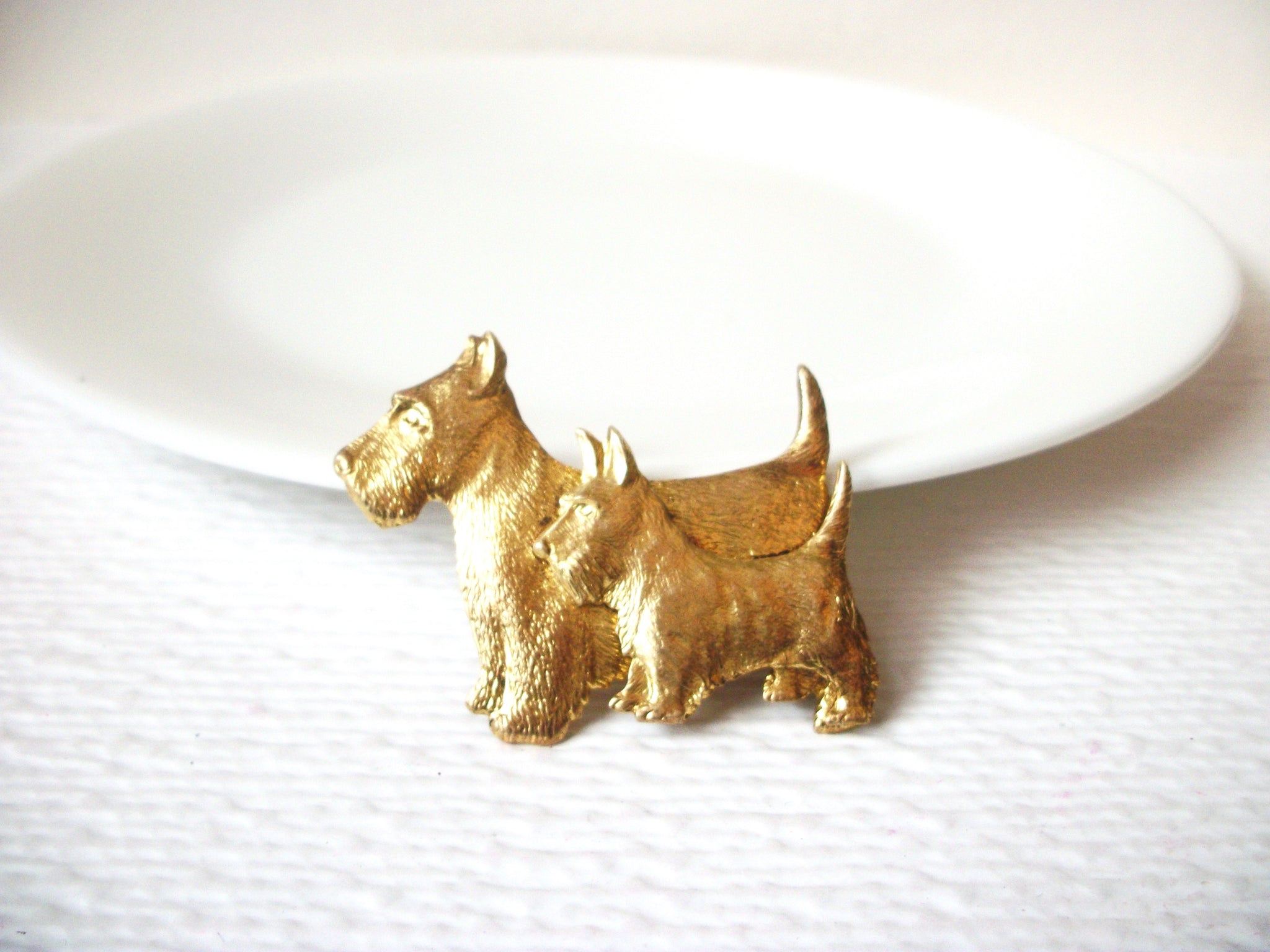 Vintage 1950s Schnauzer Dog Brooch Pin 111520