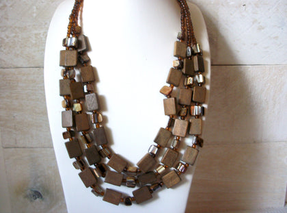 Retro Brown Glass Shells Necklace 50220