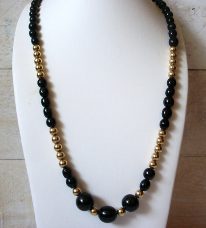 Retro Black Gold Necklace 50320