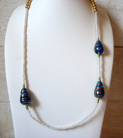 Vintage Foil Glass Necklace 50420