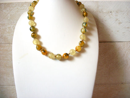 Vintage Old Plastic Beads Necklace 50420