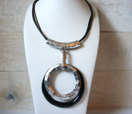 Retro Shabby Boho Hammered Pendant Necklace 50420