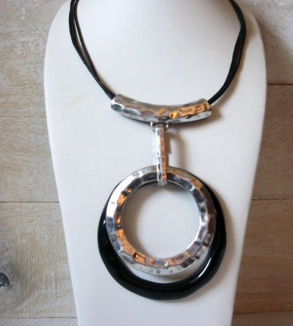 Retro Shabby Boho Hammered Pendant Necklace 50420