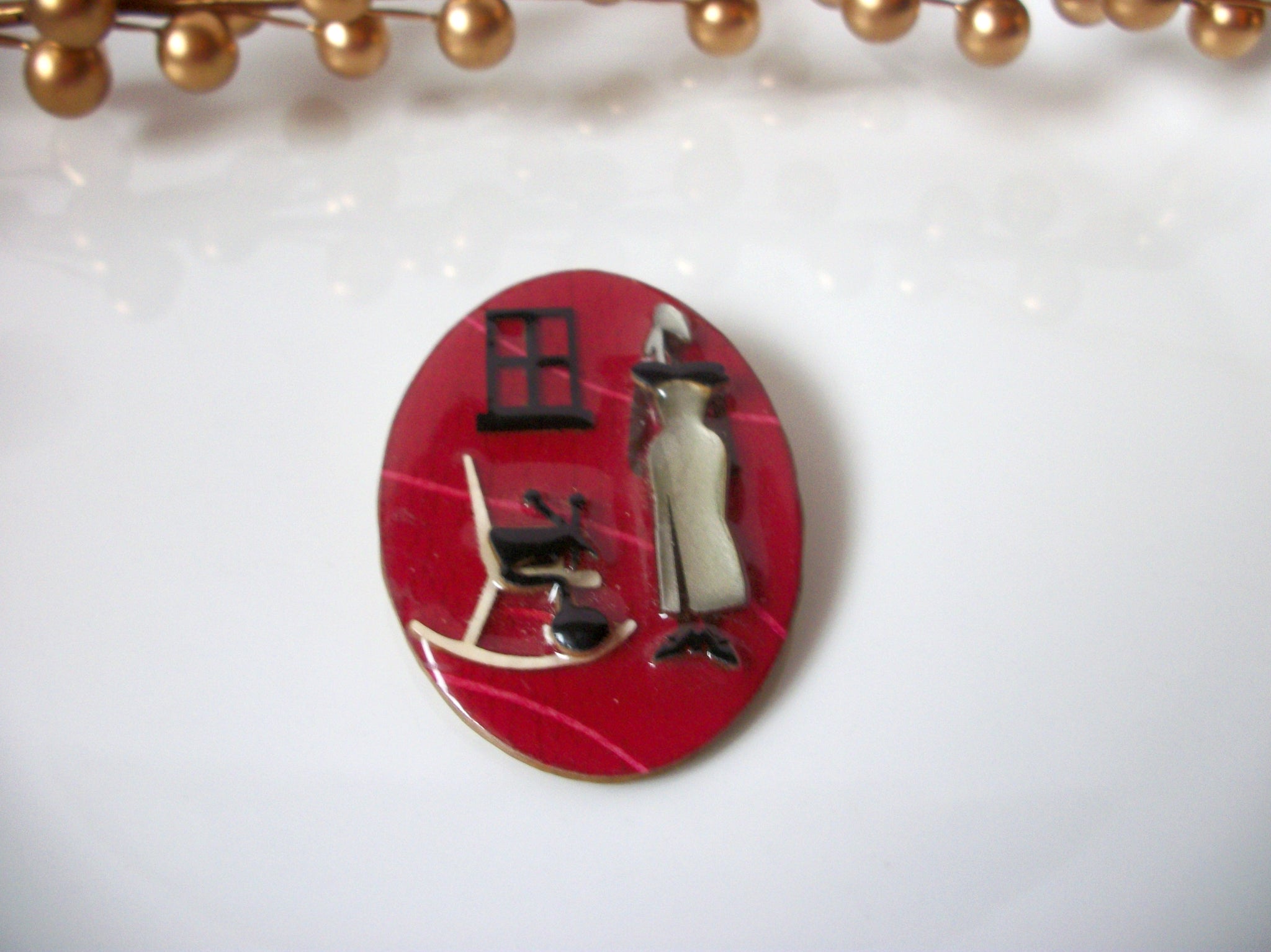 Lucinda Woman Pins Ready For Christmas Dinner Designs By Lucinda 71116