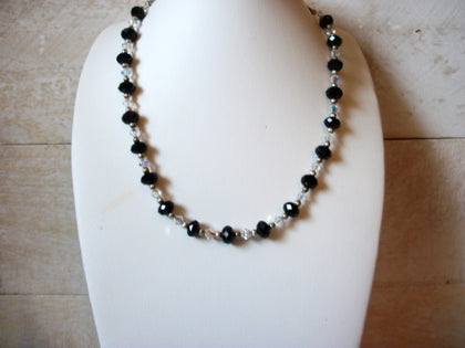 Vintage Black Glass Aurora Borelias Glass Necklace 50520
