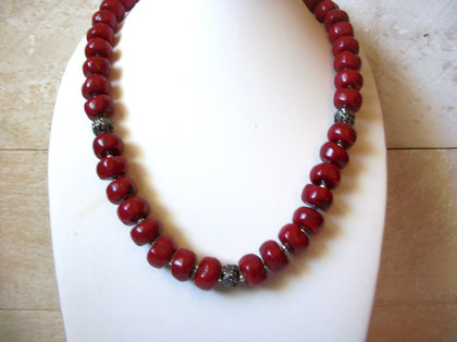 Vintage Lucite Burgundy Necklace 50720