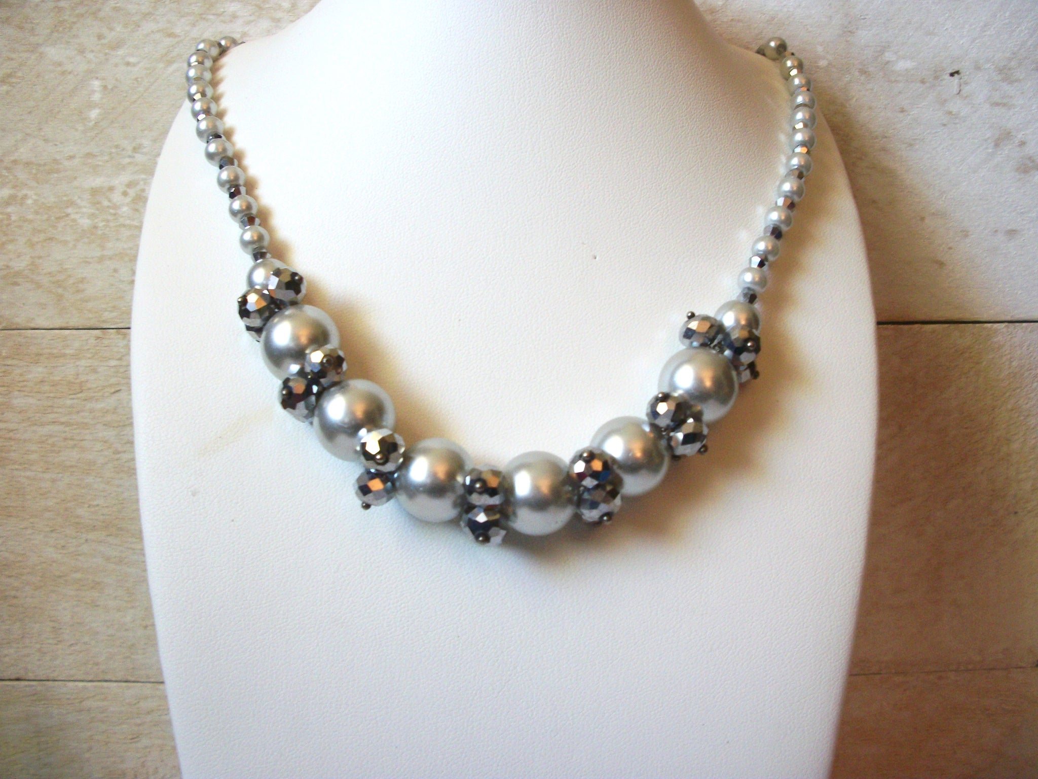 Vintage Glass Pearl Necklace 50720