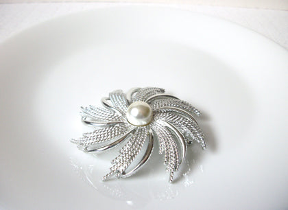 Vintage SARAH Cov Faux Pearl Pinwheel Brooch Pin 111720
