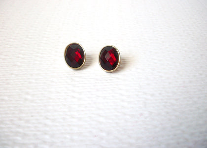 Vintage NAPIER Gold Red Stud Earrings 111720